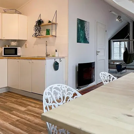 Ap20-historic Downtown At 3* Stavanger